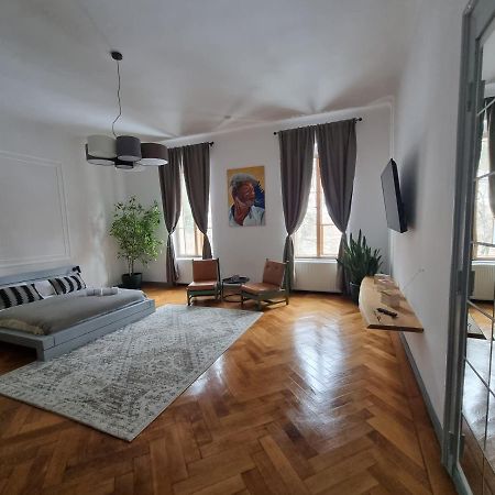 Appartamento Cuba Braşov Esterno foto